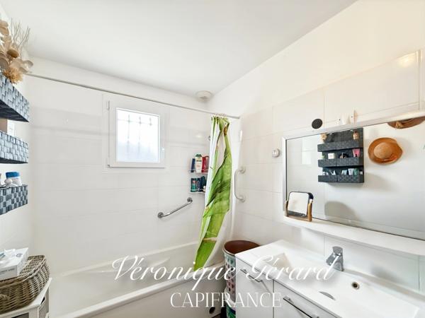 Maison de Plain-pied, prête à vivre, idéal projet familial ou investissement.