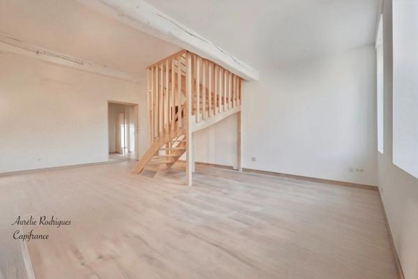 Maison à vendre 5 pièces (01)