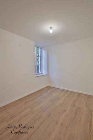 Maison à vendre 5 pièces (01)