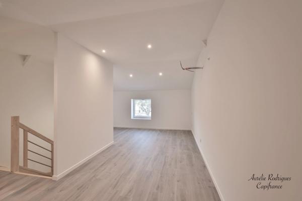 Maison à vendre 5 pièces (01)