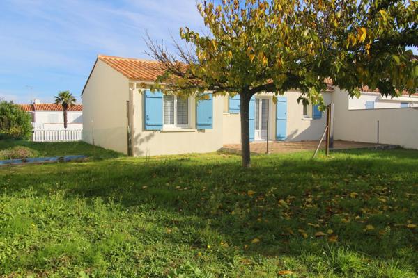 Vente Maison68 m² - 4 Pièces - L AIGUILLON LA PRESQU ILE (85460)