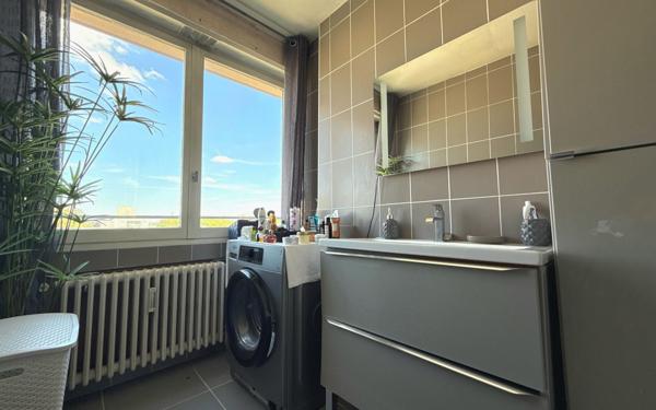 Appartement à vendre    3 pièces • 77,94 m2 Chenôve