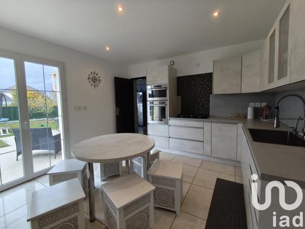 Maison à vendre 7 pièces 195 m² Vennecy