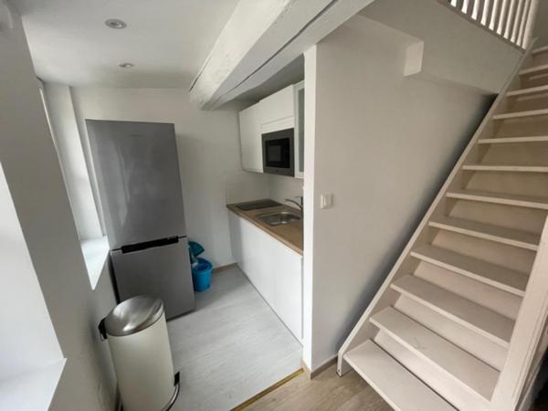 A LOUER : T2 à LILLE • Rue Doudin - Vieux lille • 1 180 € CC • Réf. G472-2