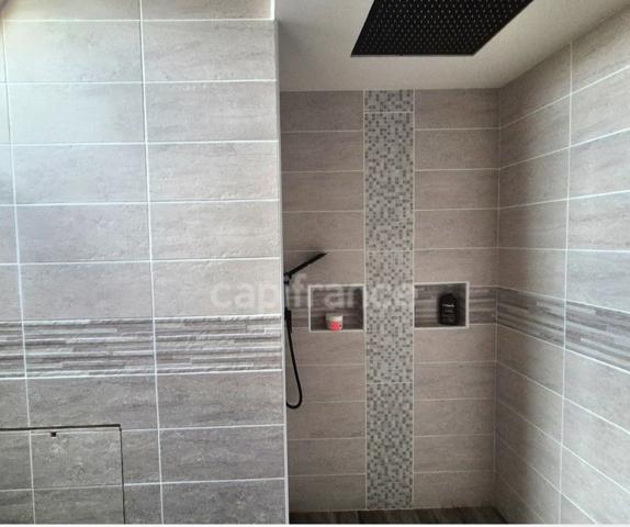 Maison à vendre 10 pièces (89)