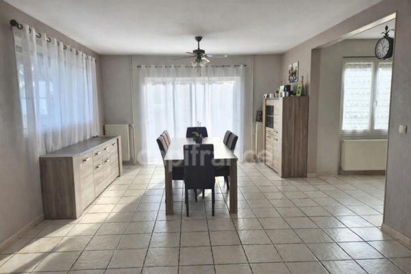 Maison à vendre 10 pièces (89)