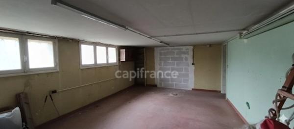 Maison à vendre 10 pièces (89)