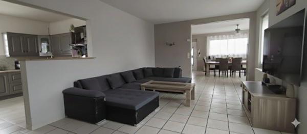 Maison à vendre 10 pièces (89)