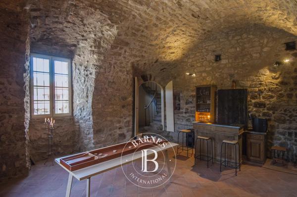Rodez, Château 2 Chambres -  160 m² à vendre