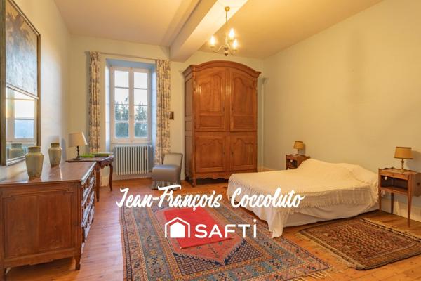 Magnifique château au coeur de 16Ha de terres