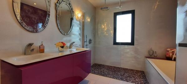 Superbe villa contemporaine de standing