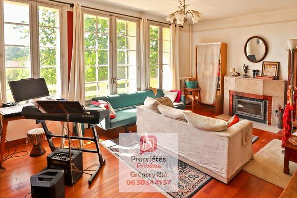 Maison bourgeoise 7 pièce(s) 220 m2