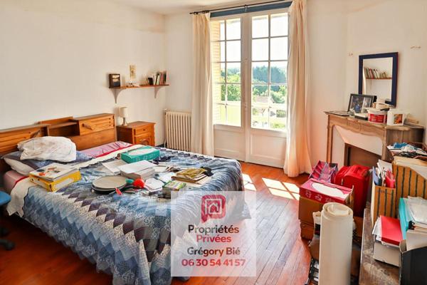 Maison bourgeoise 7 pièce(s) 220 m2