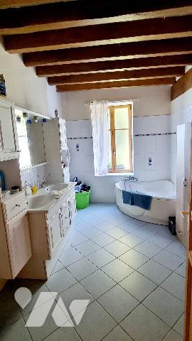 Longère sur 2.770 m²