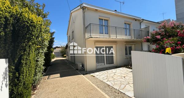 À vendre Maison 4 pièces 158 m² - Niort 79000