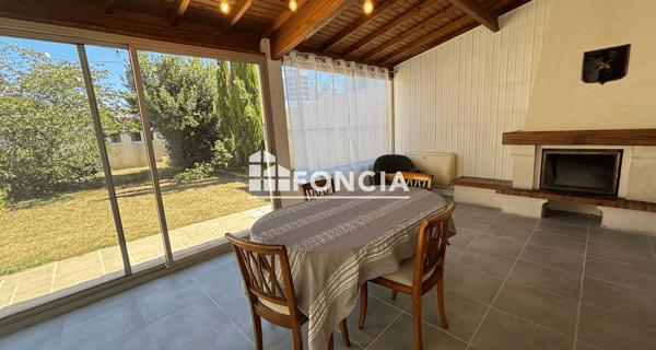 À vendre Maison 4 pièces 158 m² - Niort 79000
