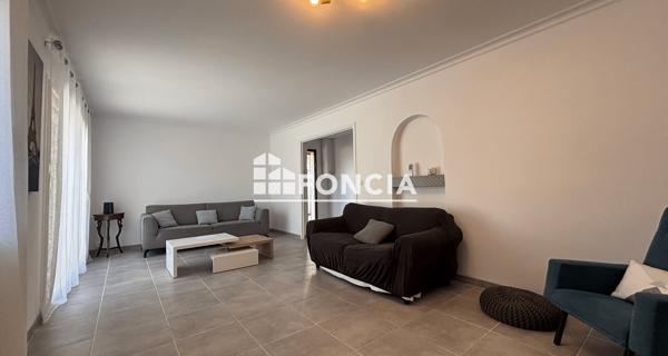 À vendre Maison 4 pièces 158 m² - Niort 79000