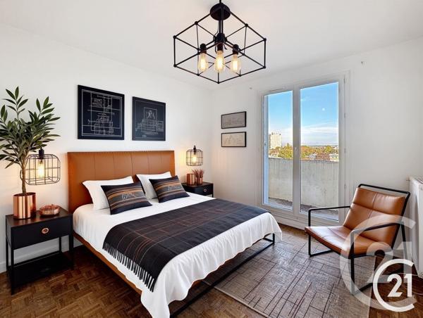 Appartement F3 à vendre  3 pièces - 65,76 m2 CHOISY LE ROI - 94