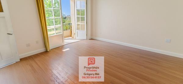 Maison bourgeoise 7 pièce(s) 220 m2