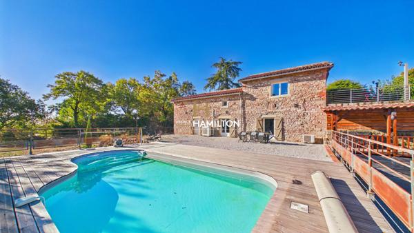 MAISON DE VILLAGE EN PIERRE AVEC PISCINE - HABITABLE DE SUITE Cordes sur ciel