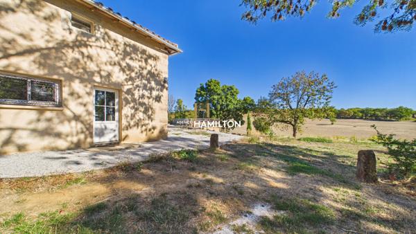 MAISON DE VILLAGE EN PIERRE AVEC PISCINE - HABITABLE DE SUITE Cordes sur ciel
