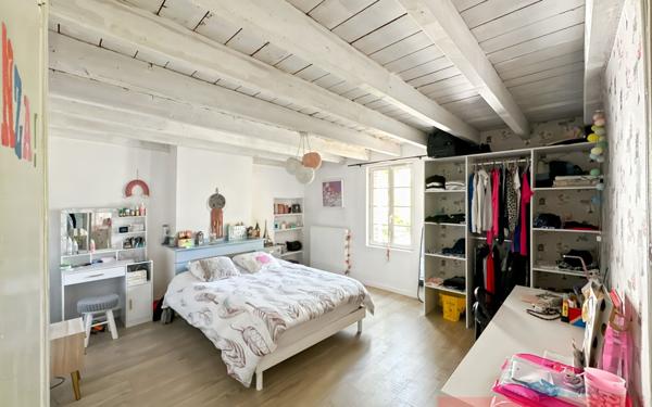 Maison à vendre    6 pièces •  Técou