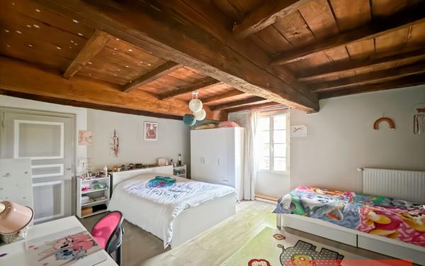 Maison à vendre    6 pièces •  Técou