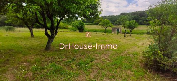 Terrain à vendre de 1 060 m²