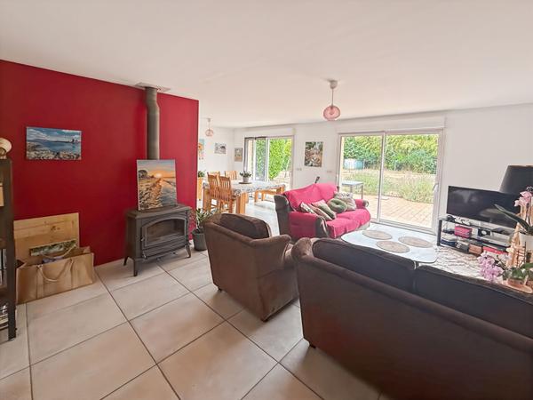 Maison Pessac 7 pièce(s) 188 m2  5 chambres terrain  1623 m2