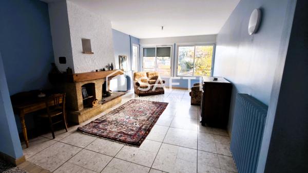 Lumineux F5 de 110 m² avec terrasses, garage et parking – Coeur d'Apt