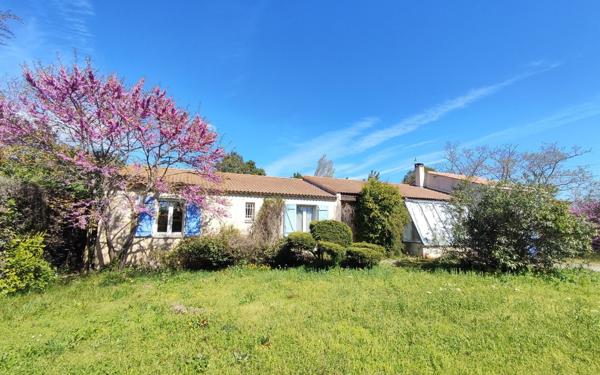Maison à vendre    4 pièces •  Cuxac-d'Aude