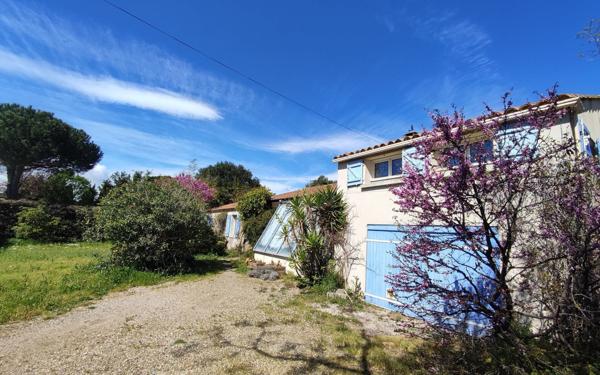 Maison à vendre    4 pièces •  Cuxac-d'Aude