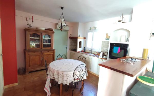Maison à vendre    4 pièces •  Cuxac-d'Aude