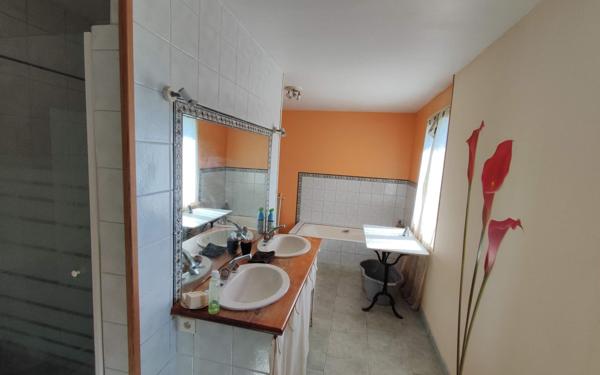 Maison à vendre    4 pièces •  Cuxac-d'Aude