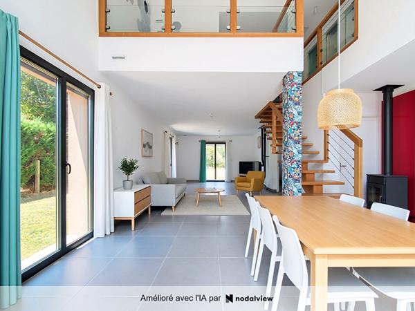 A VENDRE - MONTGISCARD - Maison d'architecte T6 150m² avec garage proche centre