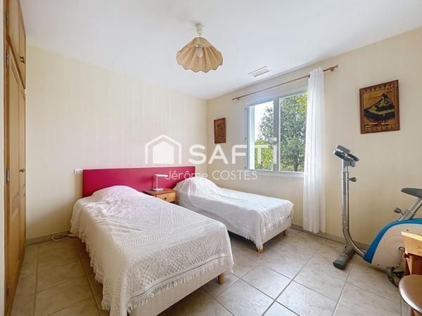 Maison Familiale d'environ 150 M2 avec double garage sur 2143 m2 de parcelle