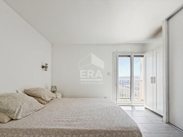 Appartement T3 rénové stationnement extérieur secteur Lacordaire