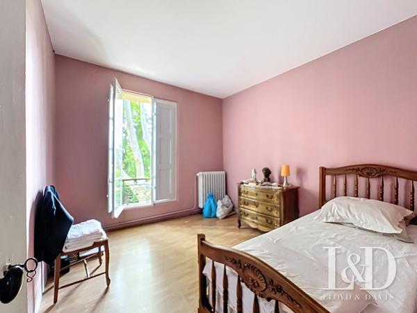 AIX-EN-PROVENCE - Propriété rare avec parc arboré et fort potentiel