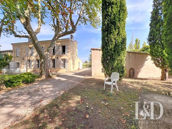 AIX-EN-PROVENCE - Propriété rare avec parc arboré et fort potentiel