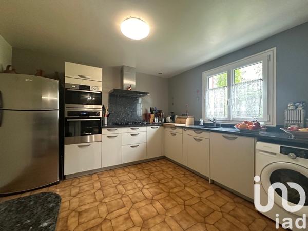 Maison à vendre 6 pièces 118 m² Bézu-Saint-Éloi