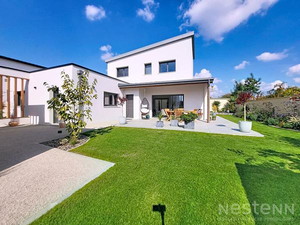 A VENDRE ANGERS Quartier Saint-Léonard Maison contemporaine 125 m² avec garage, jardin !