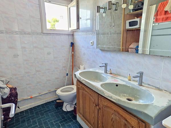 Vente                                                      Appartement
                        
                     3 pièces                      85 m2                     à Le Cannet