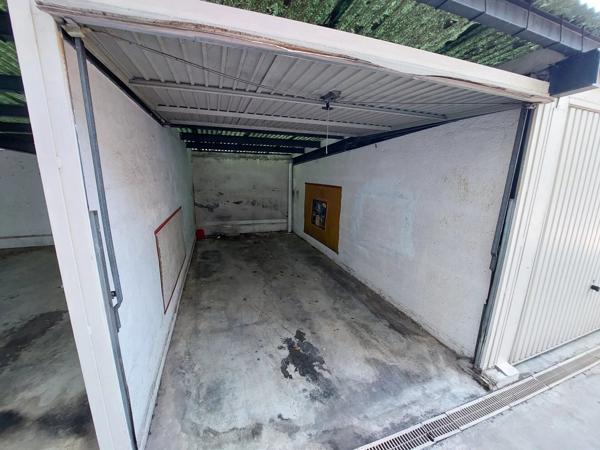 Vente                                                      Appartement
                        
                     3 pièces                      85 m2                     à Le Cannet