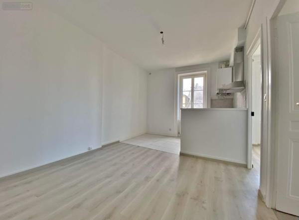 Appartement à louer à Cherbourg-en-Cotentin dans la Manche (50100), ref : 045/1482