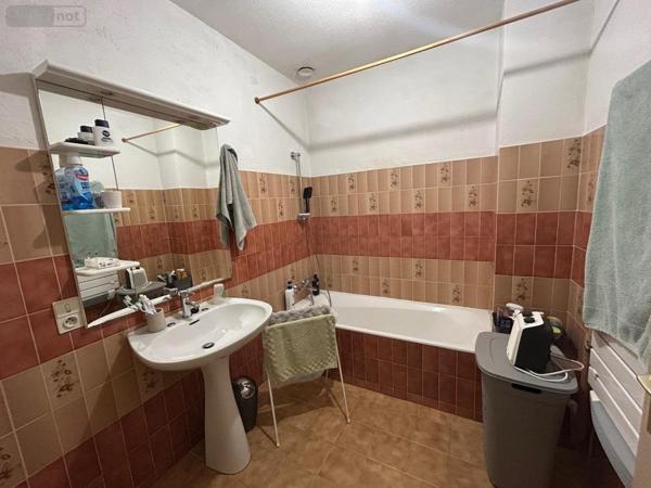 Appartement à louer à Saint-Cyr-sur-Menthon dans l'Ain (01380), ref : 01065-L390