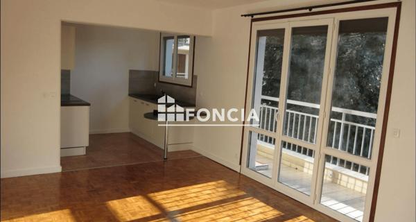Location Studio 32.63 m² - Créteil 94000