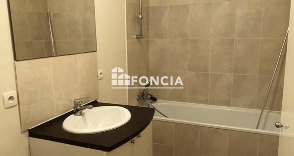 Location Studio 32.63 m² - Créteil 94000