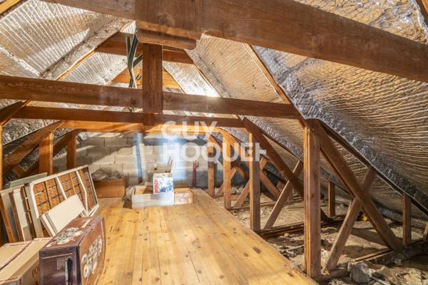 MAISON À VENDRE DE 8 PIÈCES DE 120,00 M²