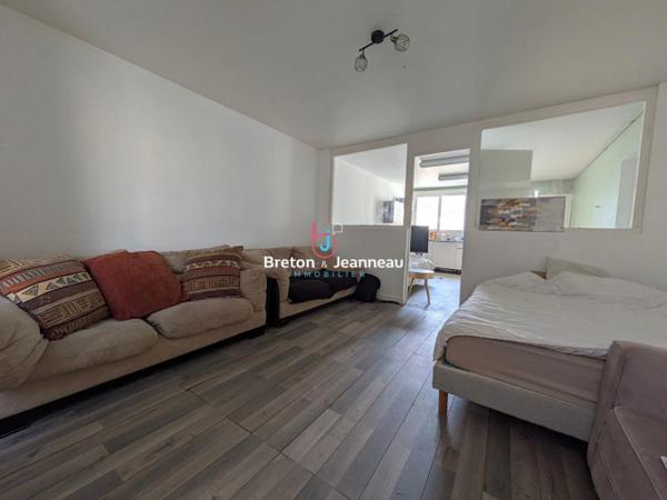 Maison à rénover à Evron