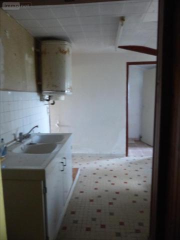 Maison à vendre à Contest en Mayenne (53100), ref : 075/FC102